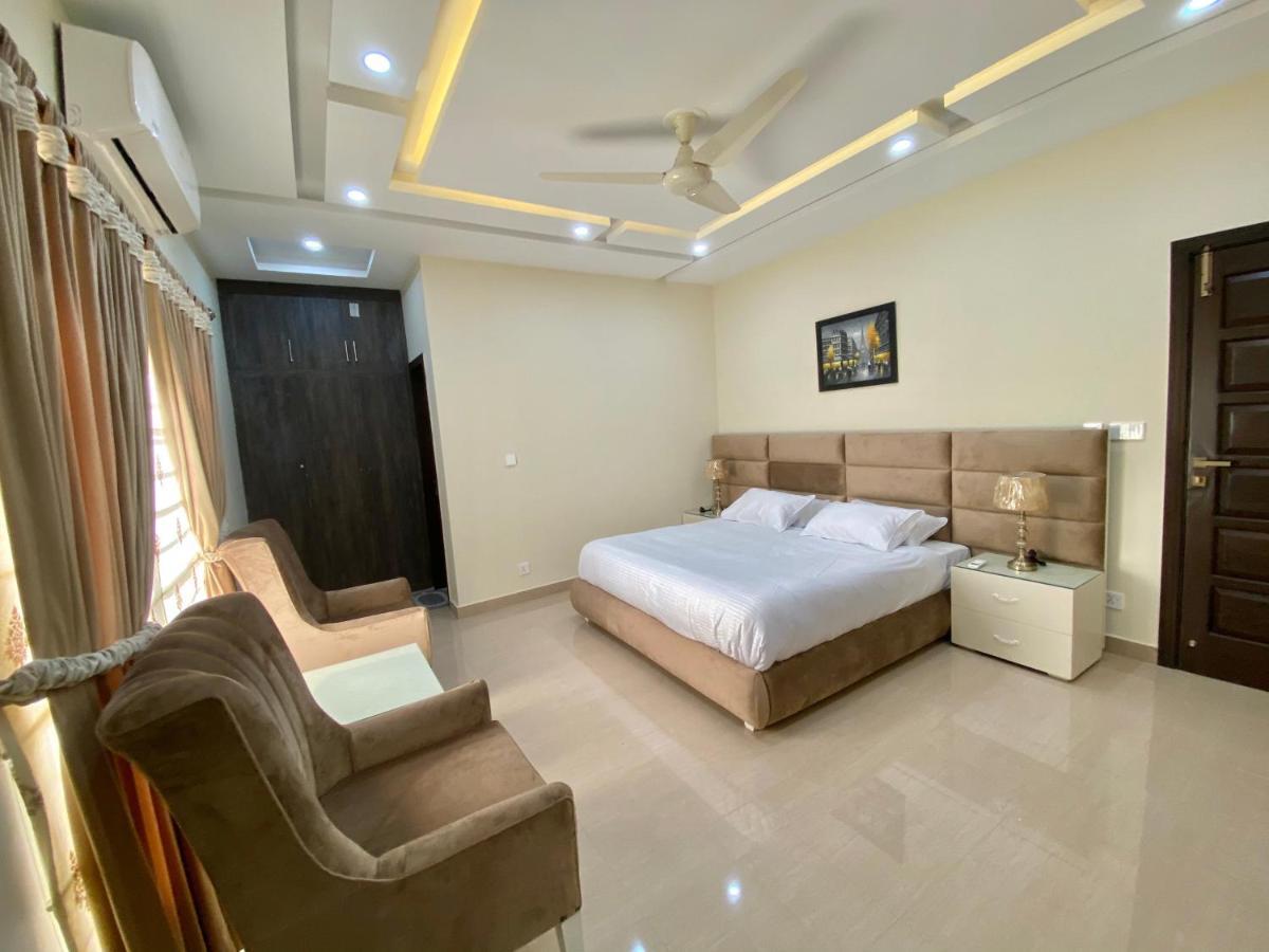 Continental Boutique House Bed & Breakfast Islamabad Bagian luar foto