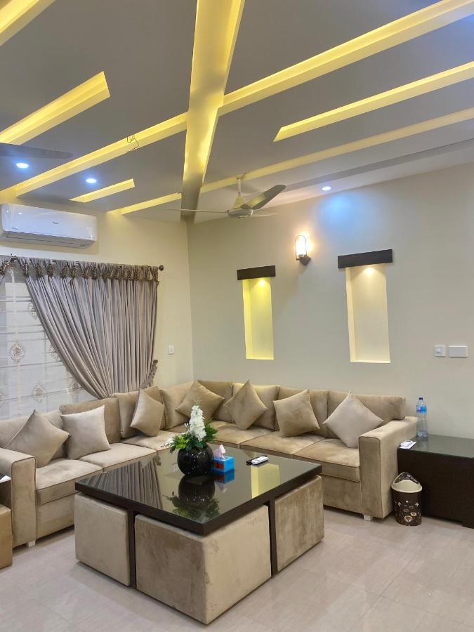 Continental Boutique House Bed & Breakfast Islamabad Bagian luar foto