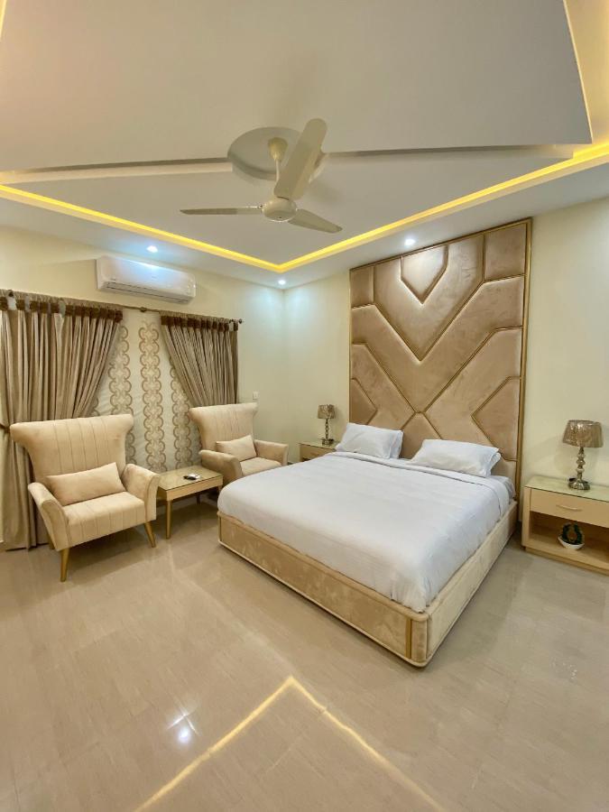 Continental Boutique House Bed & Breakfast Islamabad Bagian luar foto