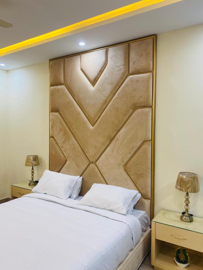 Continental Boutique House Bed & Breakfast Islamabad Bagian luar foto