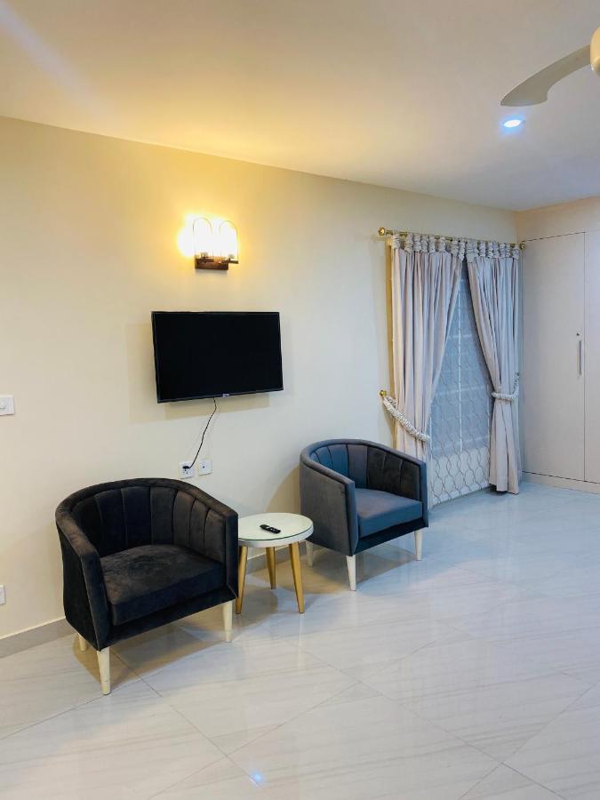 Continental Boutique House Bed & Breakfast Islamabad Bagian luar foto